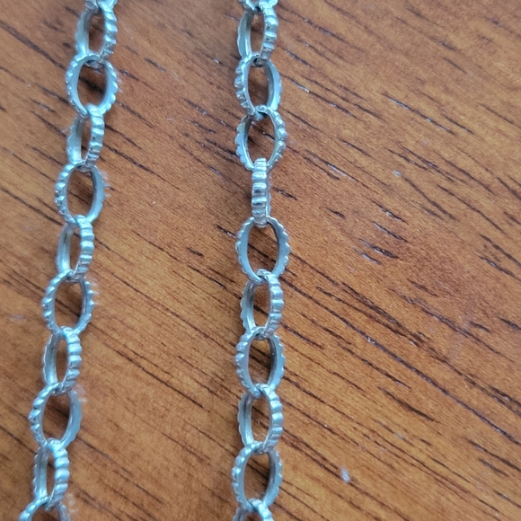 Lagos Silver Chain Necklace - Picture 4 of 4